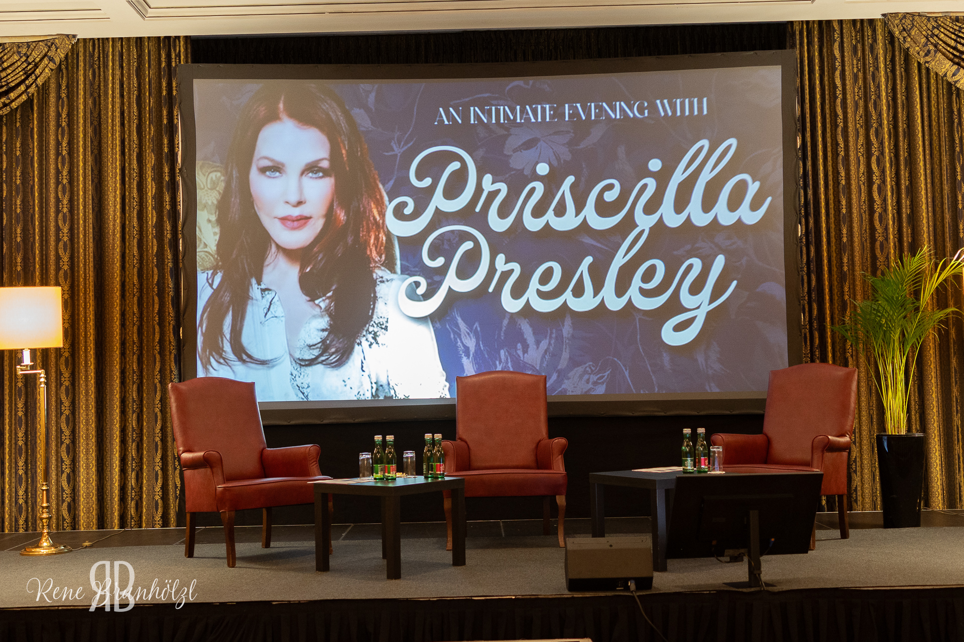13.03. EIN ABEND MIT PRISCILLA PRESLEY-HOTEL INTERCONT WIEN
